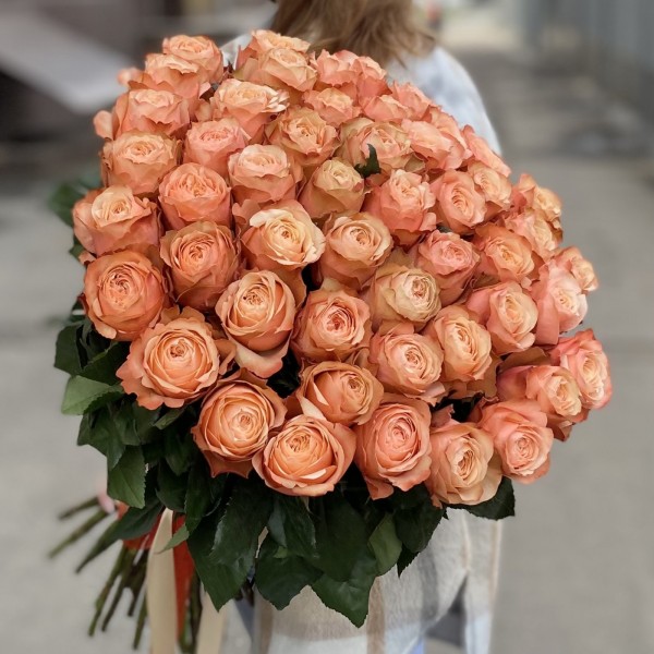 51 пионовидная роза Кахала 70 см