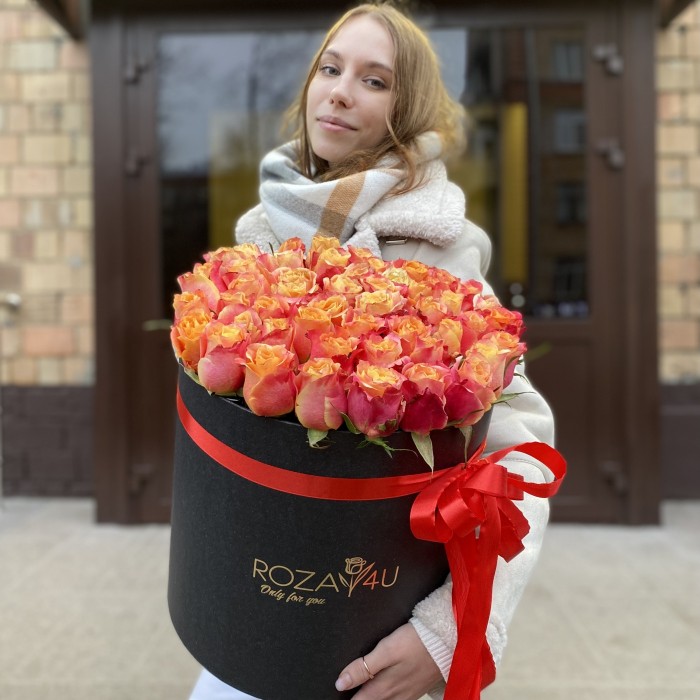 51 оранжевая роза 3D в коробке