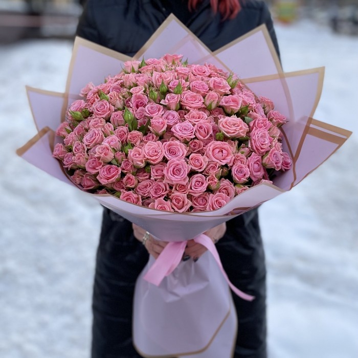 51 розовая кустовая роза Одилия 50см