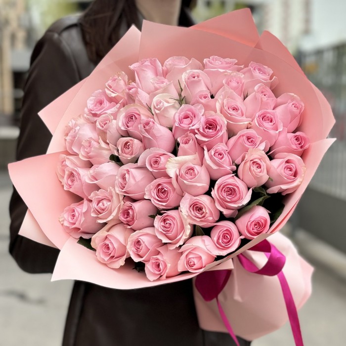 51 розовая роза Ангел Ревиваль 50 см