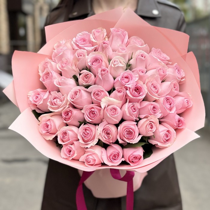 51 розовая роза Ангел Ревиваль 50 см