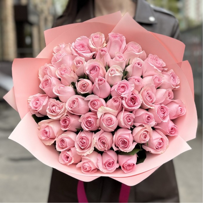51 розовая роза Ангел Ревиваль 50 см