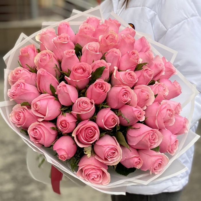 51 розовая роза Селеб 40 см