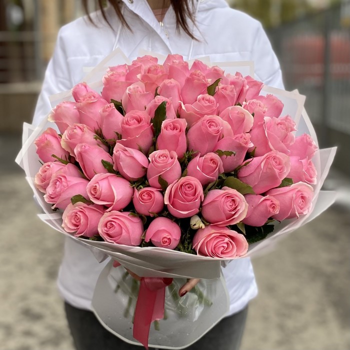 51 розовая роза Селеб 40 см