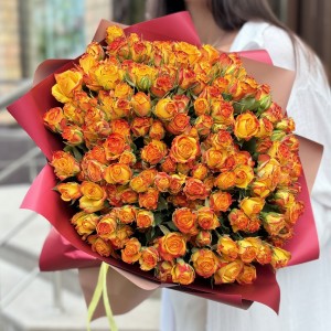 51 солнечная кустовая роза