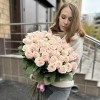 51 высокая светло-розовая роза Помароса