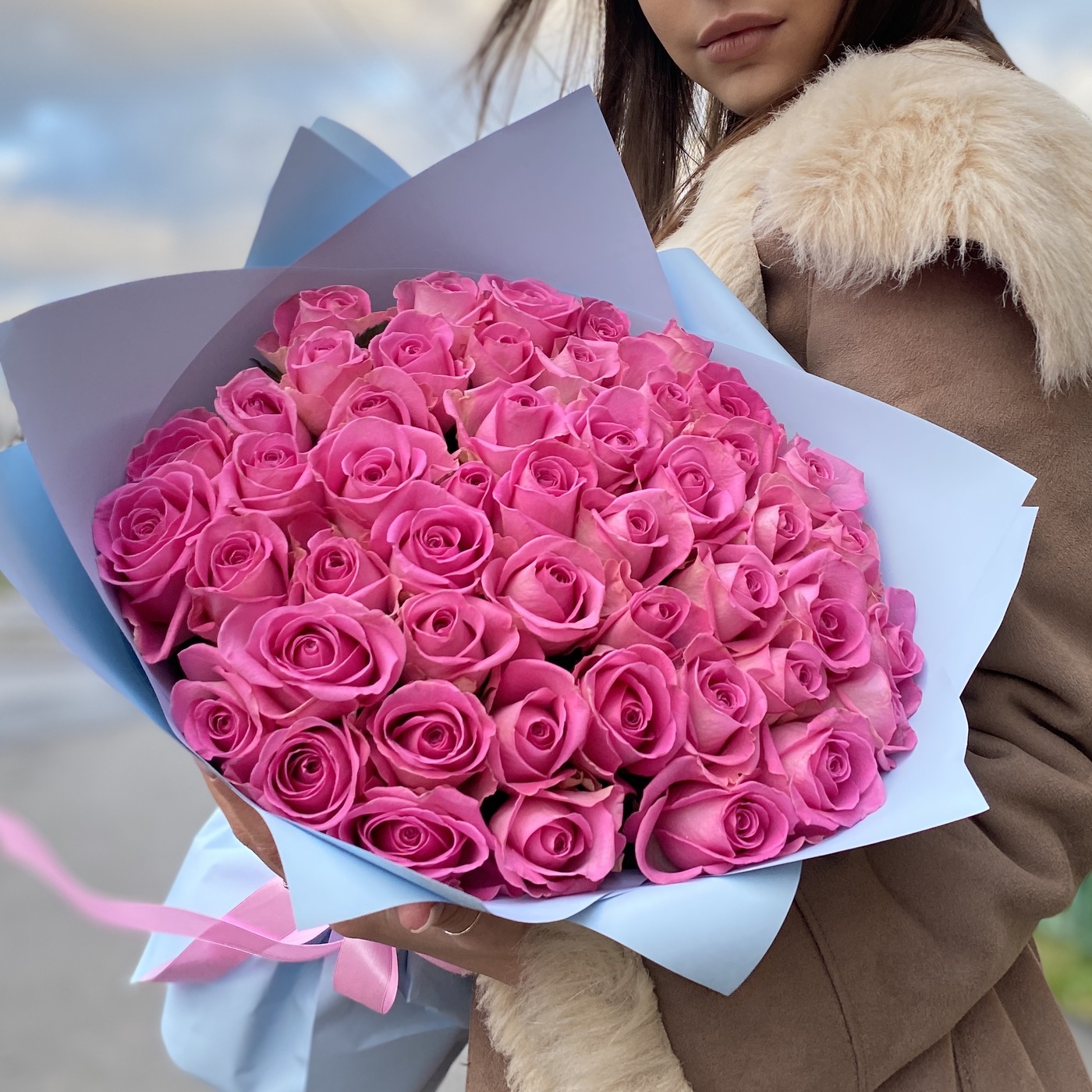 Купить букет 51 роза в москве недорого доставка цветов в махачкале недорого