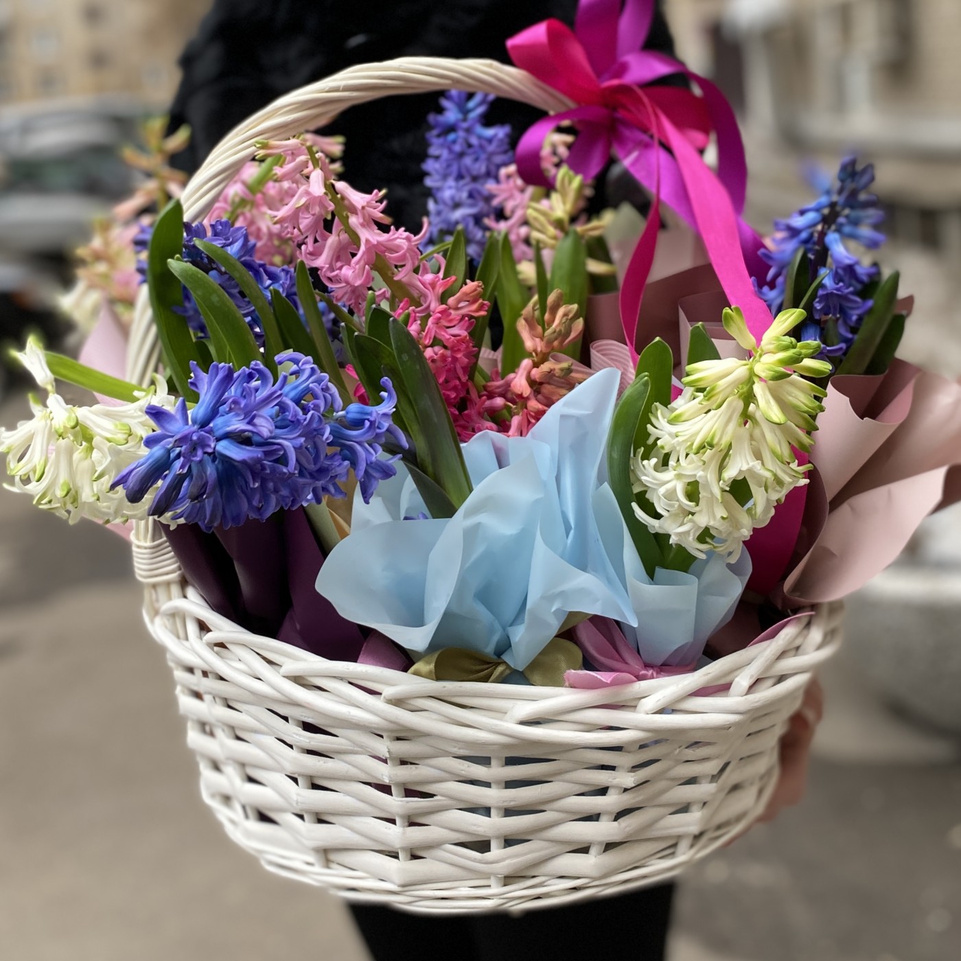 ШикарныЙ букет разноцветных гиацинтов на 8 марта Международный Женский День