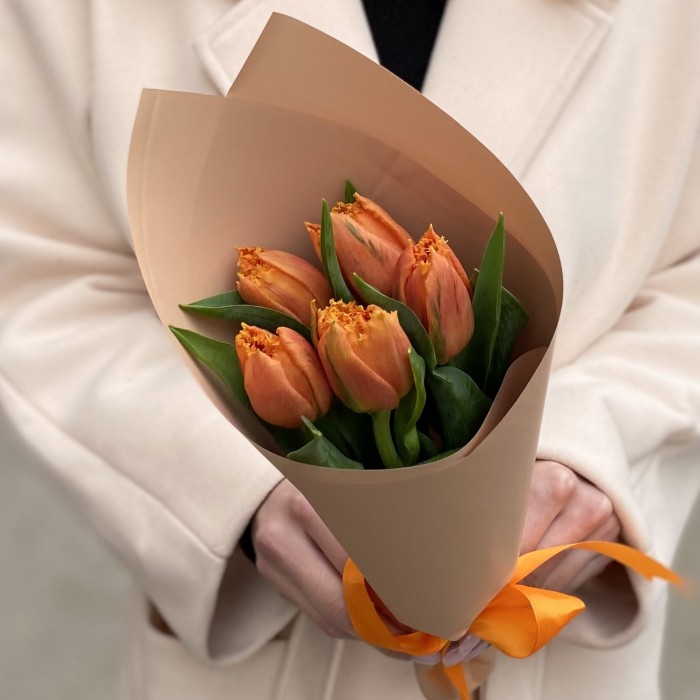 5 оранжевых махровых тюльпанов Оранж пэшн