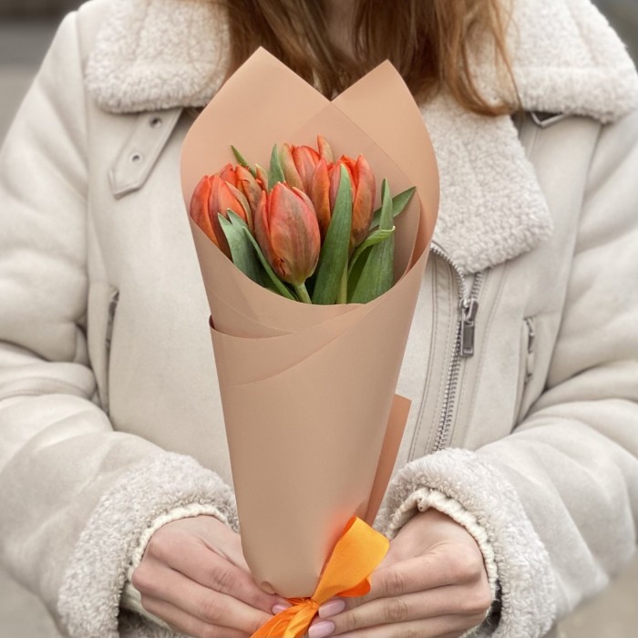 5 оранжевых пионовидных тюльпанов Эрмитаж Даб