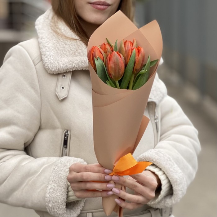 5 оранжевых пионовидных тюльпанов Эрмитаж Даб