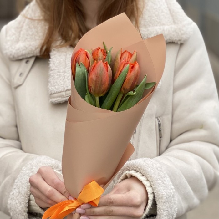 5 оранжевых пионовидных тюльпанов Эрмитаж Даб