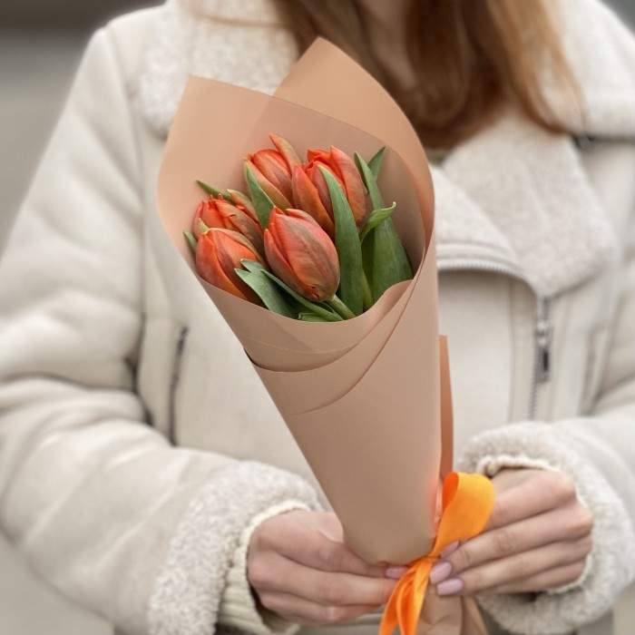 5 оранжевых пионовидных тюльпанов Эрмитаж Даб