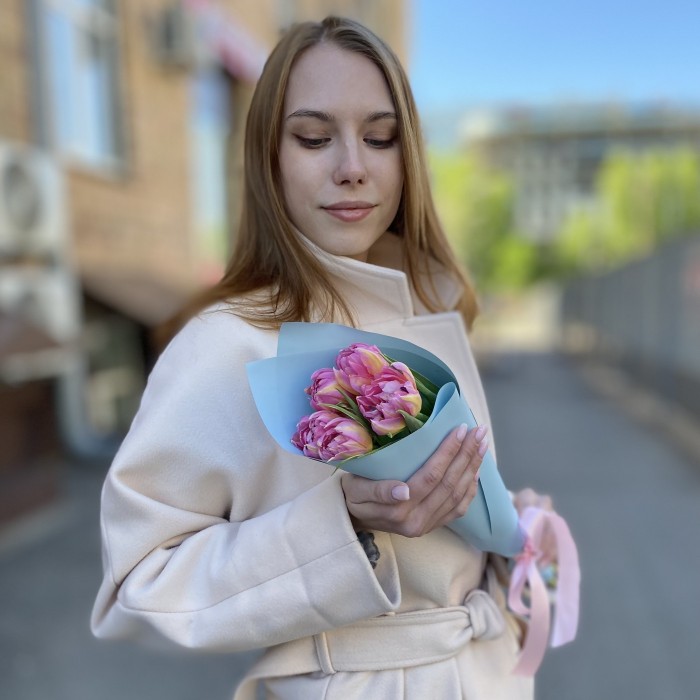 5 пионовидных розовых тюльпанов Флеш поинт