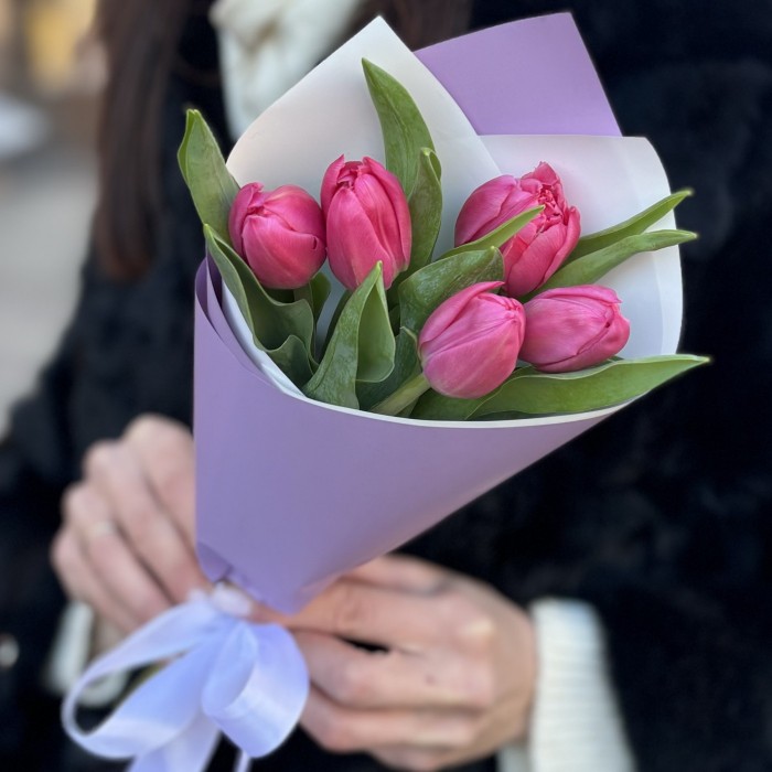 5 пионовидных тюльпанов Квин оф Марвел