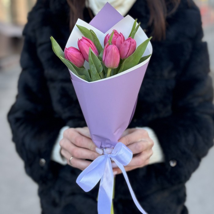 5 пионовидных тюльпанов Квин оф Марвел