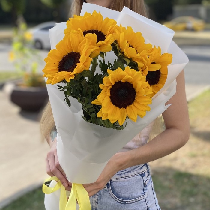 5 подсолнухов в упаковке