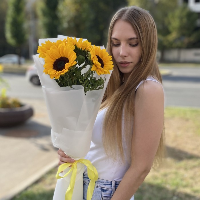 5 подсолнухов в упаковке