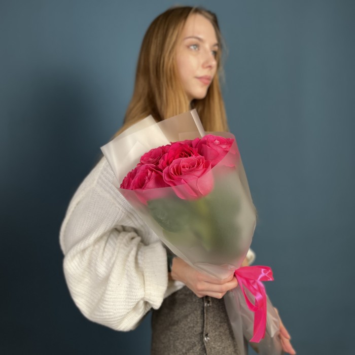 7 малиновых роз Пинк Флойд 60 см