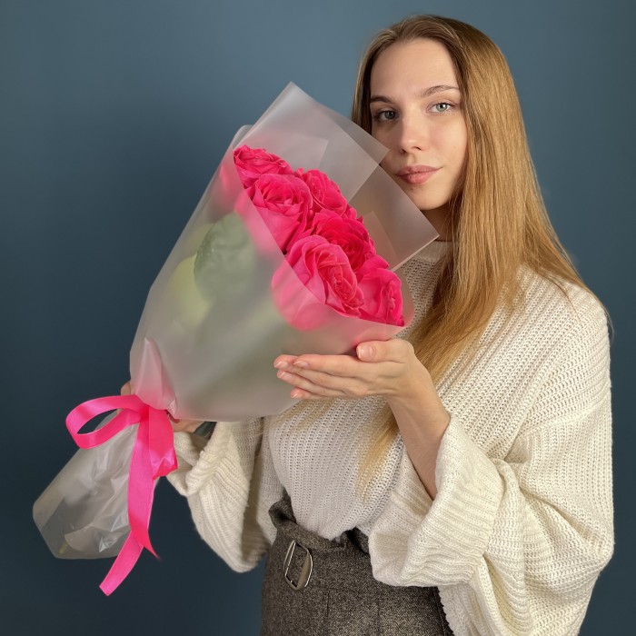 7 малиновых роз Пинк Флойд 60 см