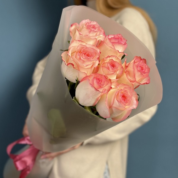 7 роз Джумилья 60 см