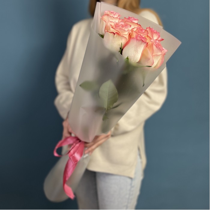 7 роз Джумилья 60 см