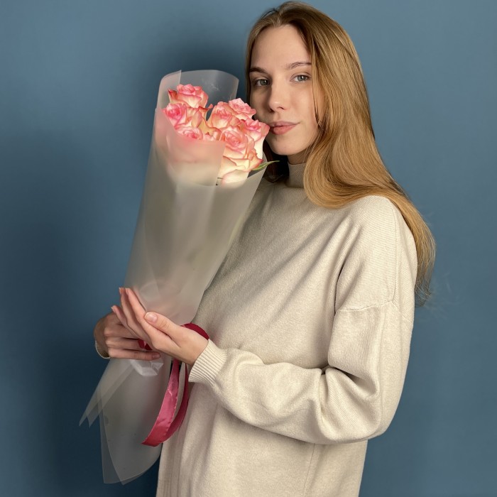 7 роз Джумилья 60 см