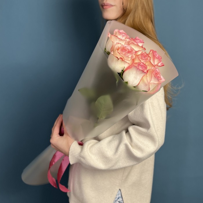 7 роз Джумилья 60 см