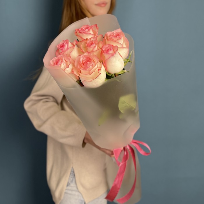 7 роз Джумилья 60 см