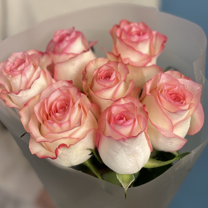 7 роз Джумилья 60 см