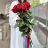 7 красных роз Эксплорер 80 см