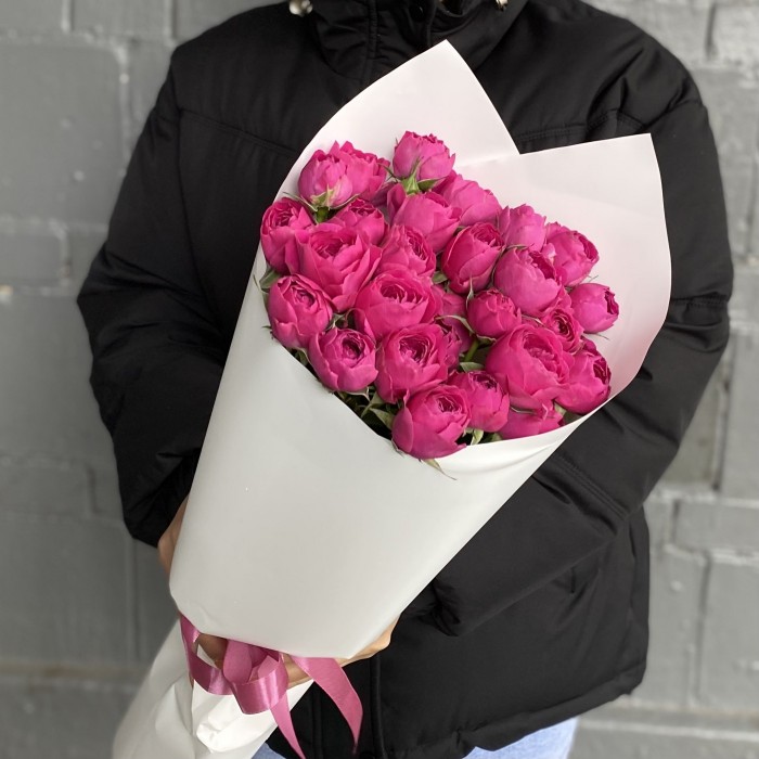 7 кустовых пионовидных роз Пурпл тэмборин