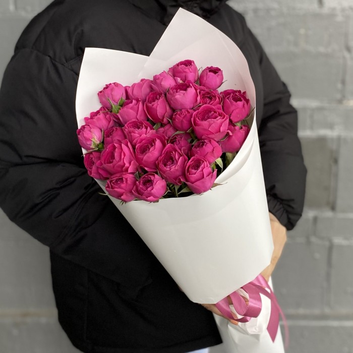 7 кустовых пионовидных роз Пурпл тэмборин