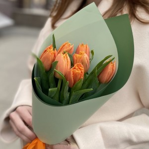 7 оранжевых махровых тюльпанов Оранж пэшн