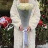 9 длинных белых роз 70 см