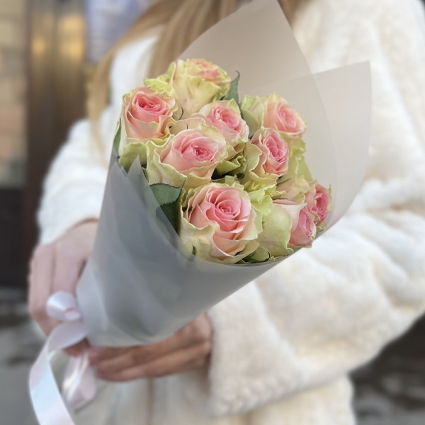 9 роз Топ-гир 50 см