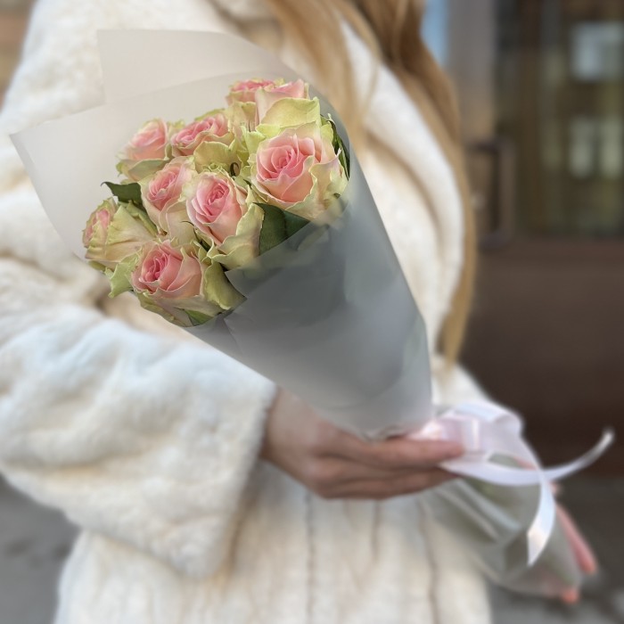 9 роз Топ-гир 50 см