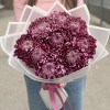 9 фиолетовых хризантем