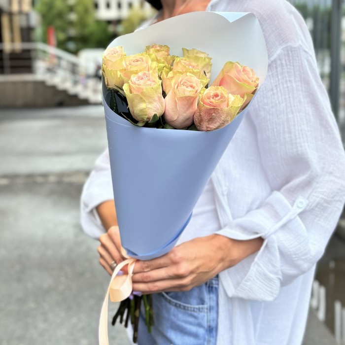 9 роз Фруттето