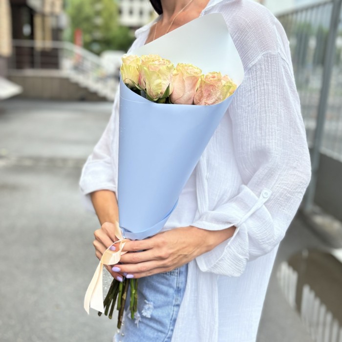 9 роз Фруттето