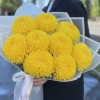 9 желтых хризантем