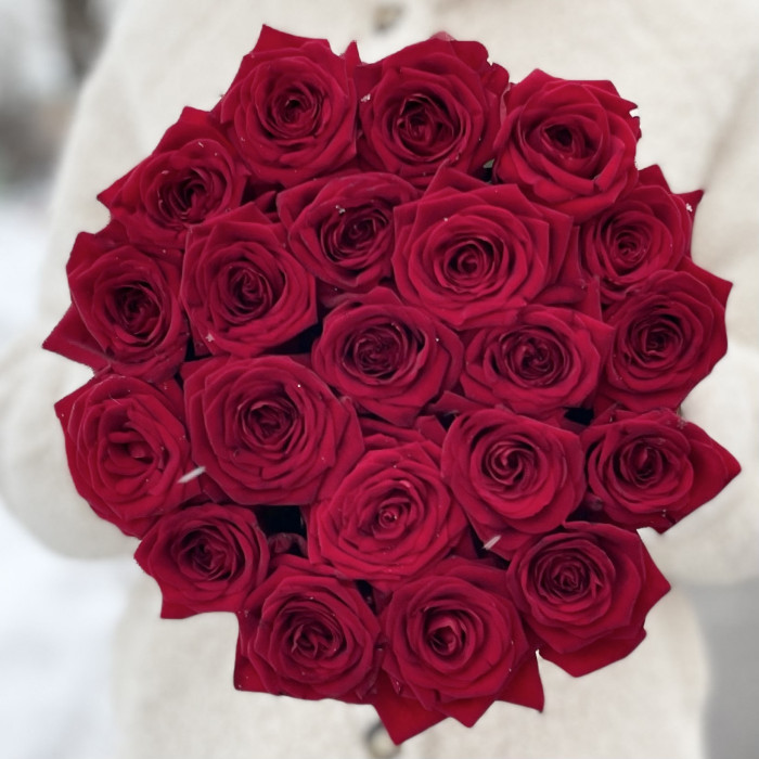 Ароматная роза в коробке