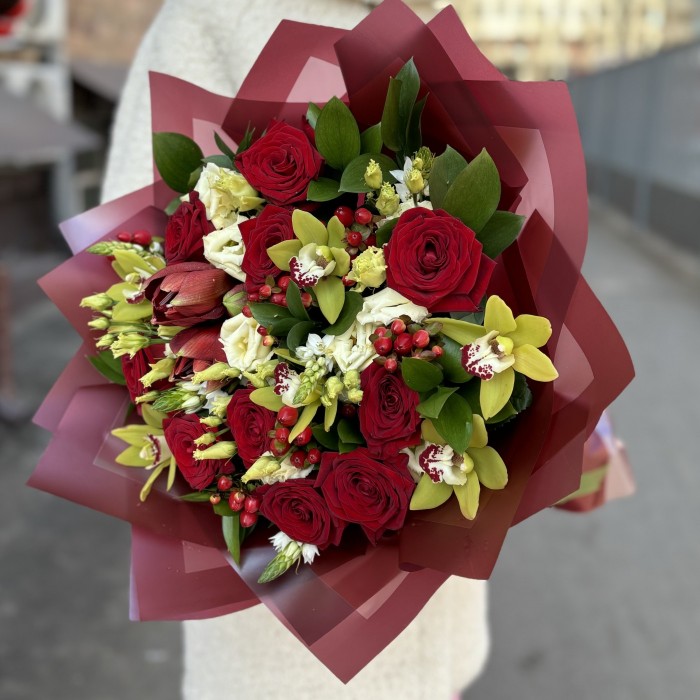 Авторский букет Красный Бархат