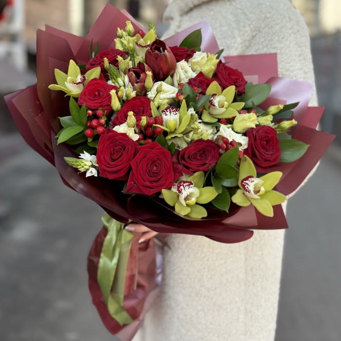 Авторский букет Красный Бархат