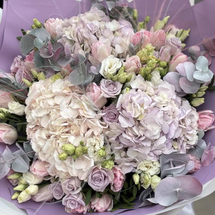 Авторский букет Лиловая Фантазия