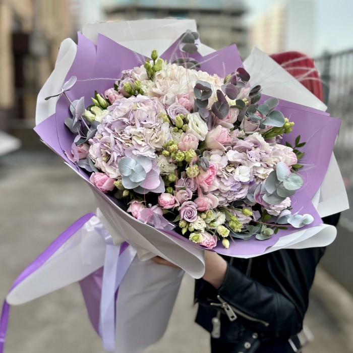 Авторский букет Лиловая Фантазия