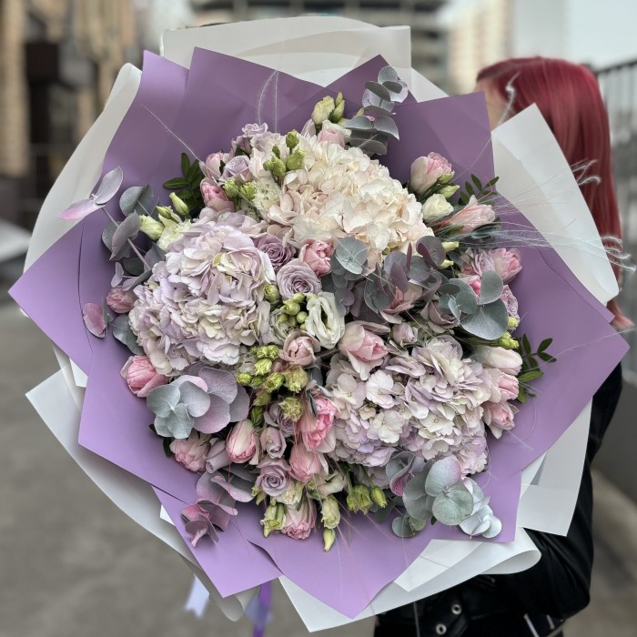 Авторский букет Лиловая Фантазия