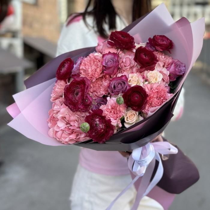 Авторский букет Малиновый Монти