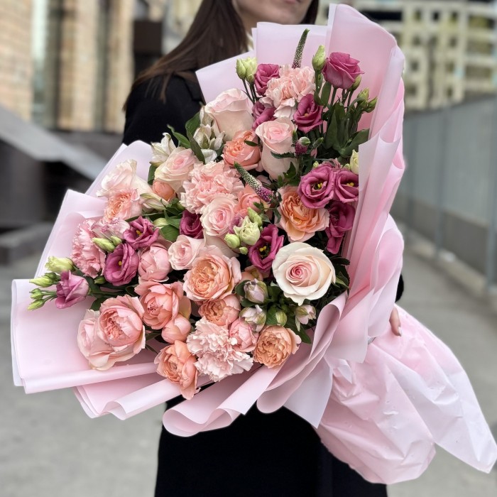 Авторский букет Персиковый рассвет