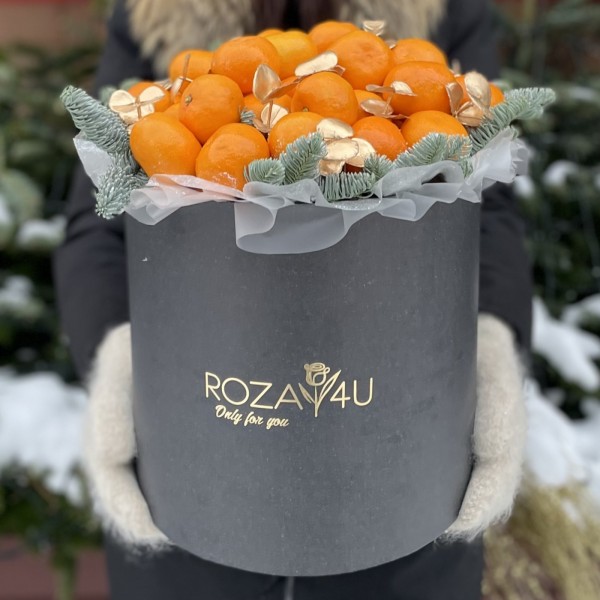 Большая Новогодняя подарочная коробка с мандаринами